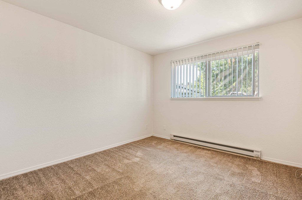 Bedrooms Candlewood Apartments Forest Grove, OR