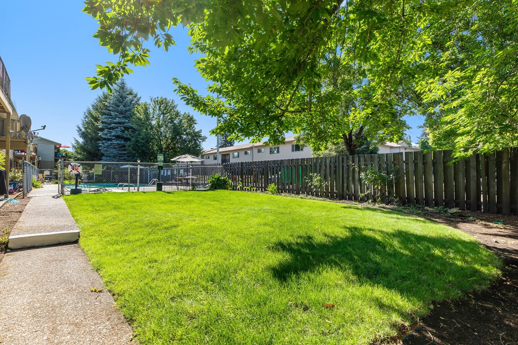 West Royal Apartments Outdoor Space