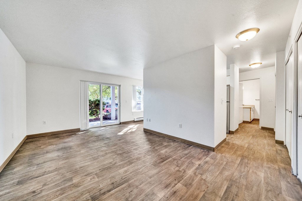 living room 2 Aloha Oregon Quatama Village Apartments 