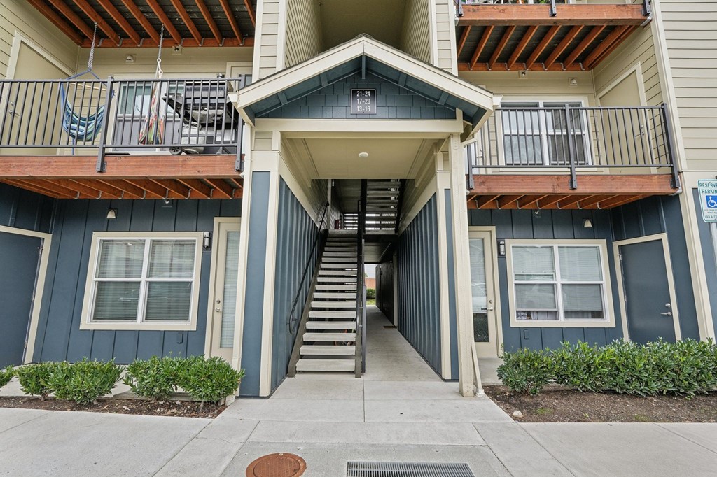 Ava Apartments Exterior