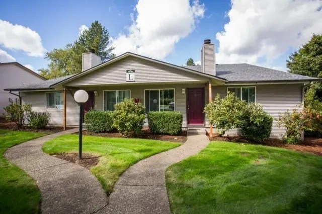 Somerset West Apartments - Portland, Oregon