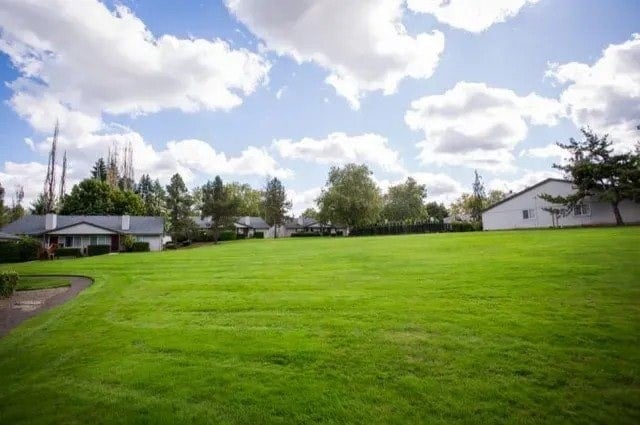 Somerset West Apartments - Portland, Oregon