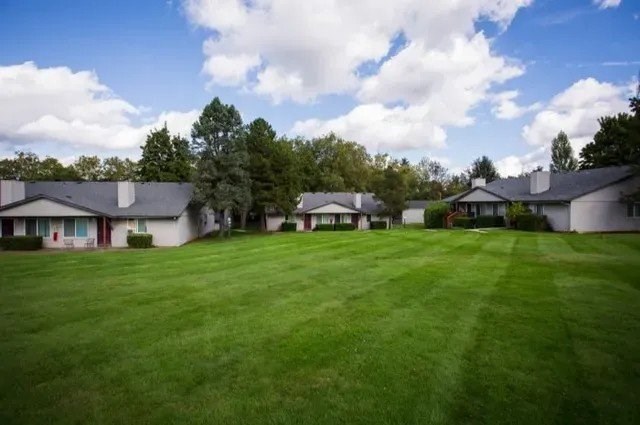 Somerset West Apartments - Portland, Oregon