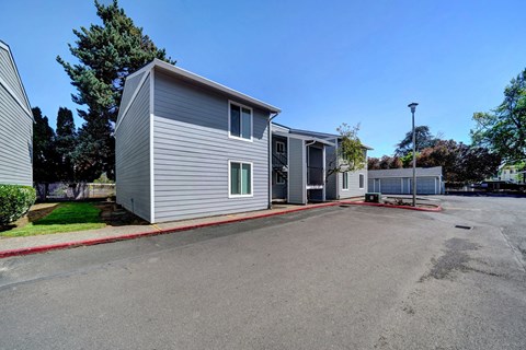 Karen's Korner  Building Exterior