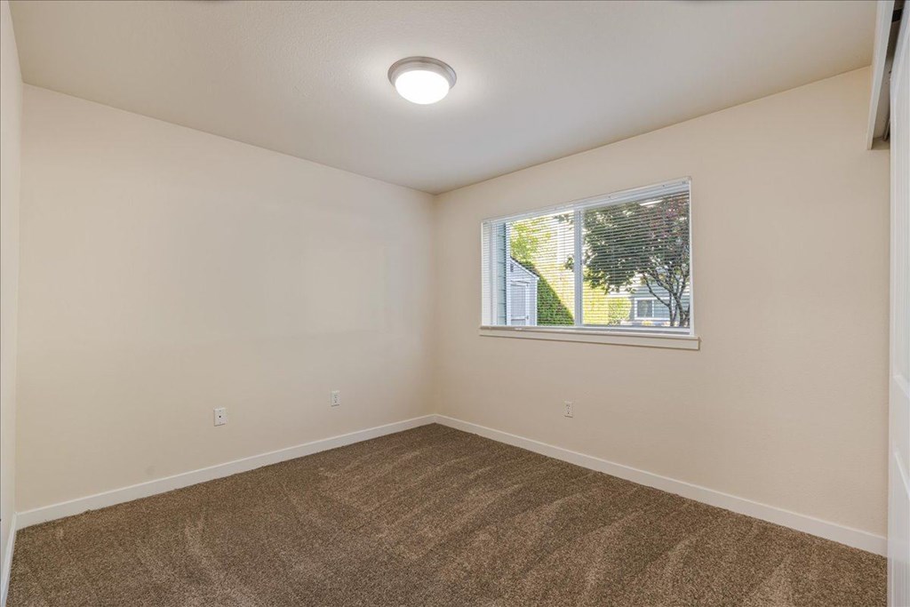 Cascade Woods bedroom