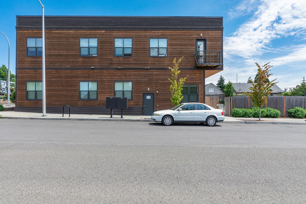 Clark Apartments Vancouver, WA Building Exterior