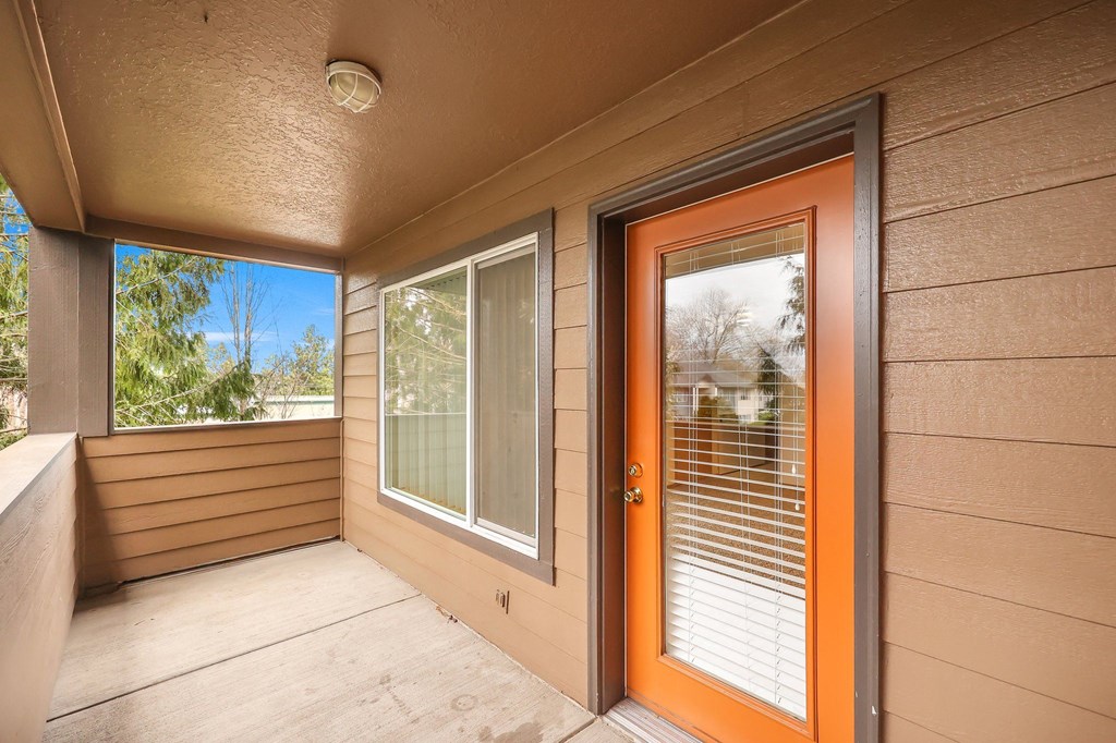 Zachary Park Apartments Patio