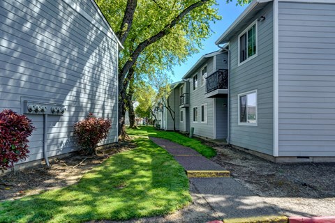 Karen's Korner Building Exterior
