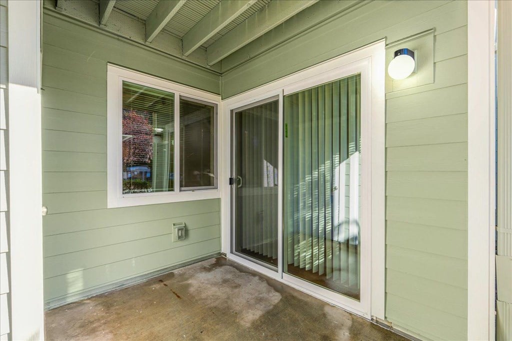 Cascade Woods sliding glass door and patio area