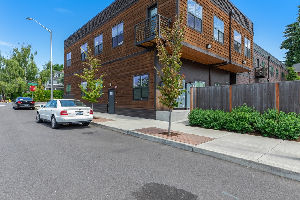 Clark Apartments Vancouver WA Exterior Building