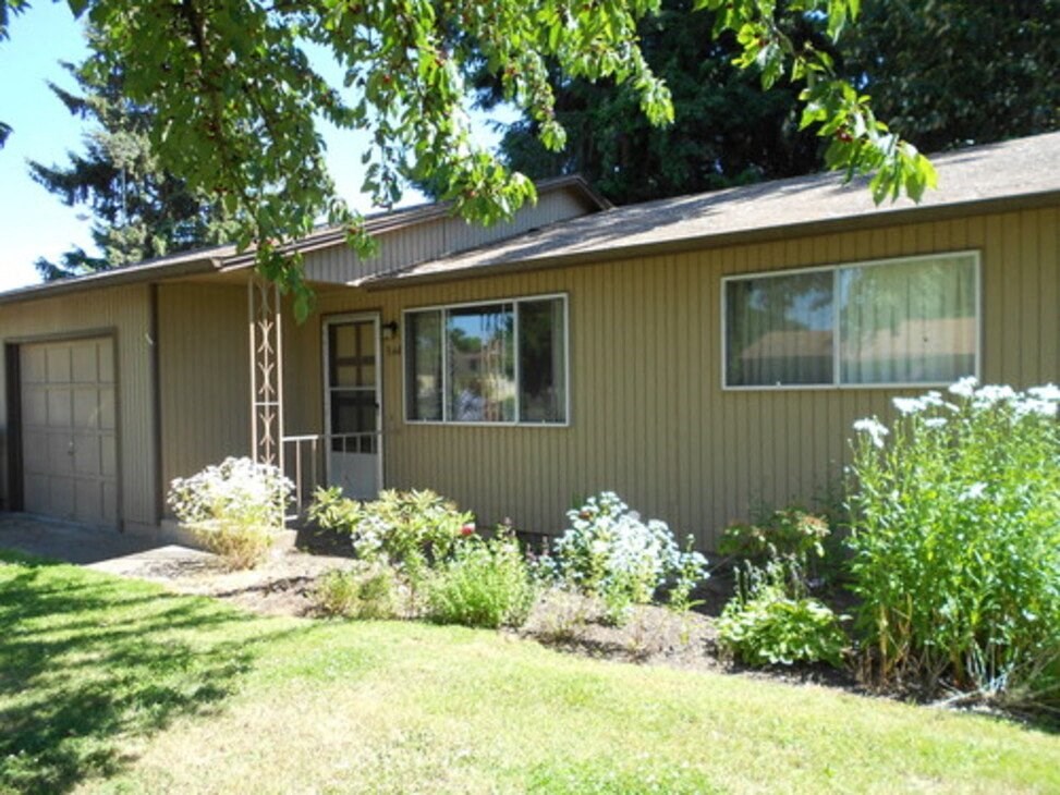 Hopkins Horizon Apartments Exterior