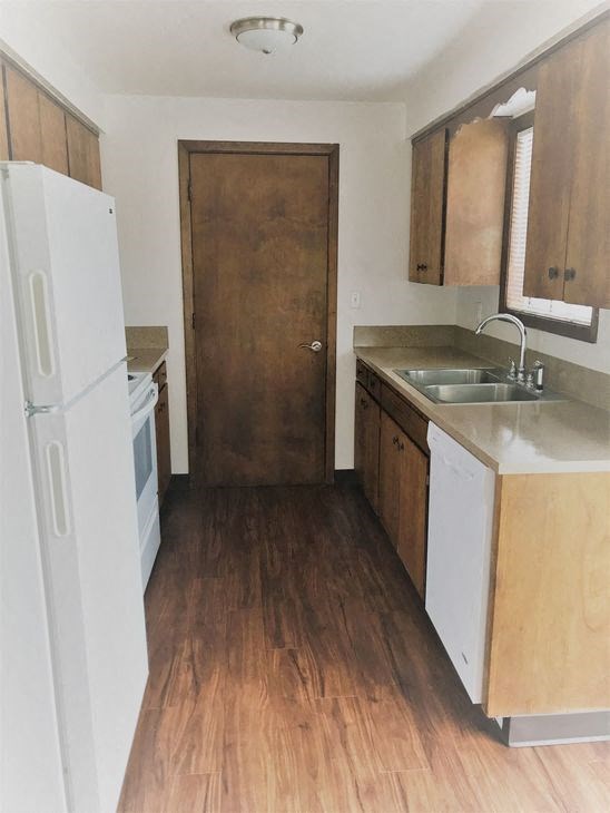 Hopkins Horizon Apartments Kitchen