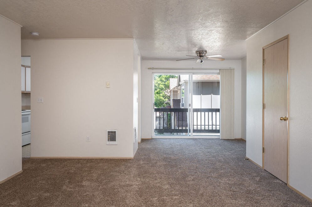 Tuxedo Park Apartments Living Room