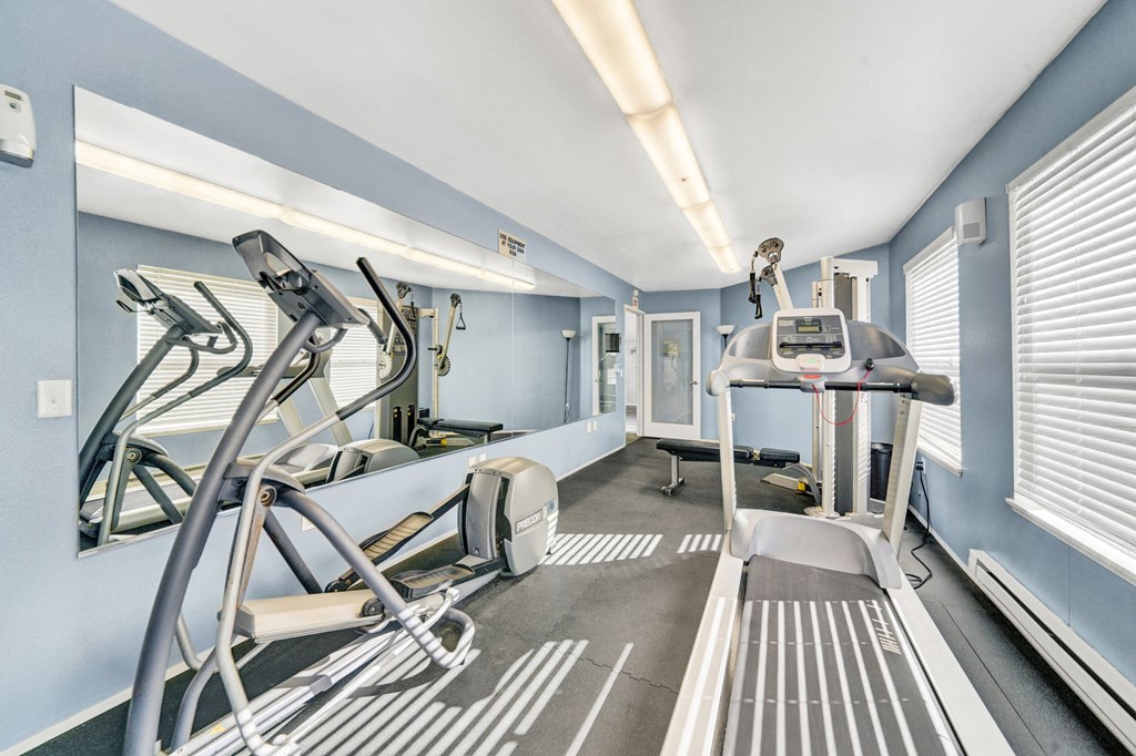 Fitness Center at Hampton Park Apartments, Tigard, 97223