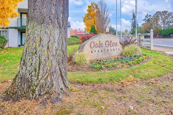 Oak Glen Sign - Photo Gallery 14