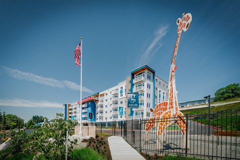 Grand Vista Apartments Exterior Building