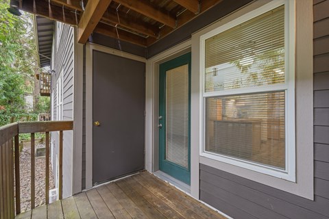 Barbur Heights Apartments Balcony
