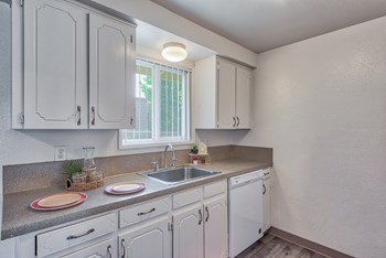 Kitchen Window - Photo Gallery 2