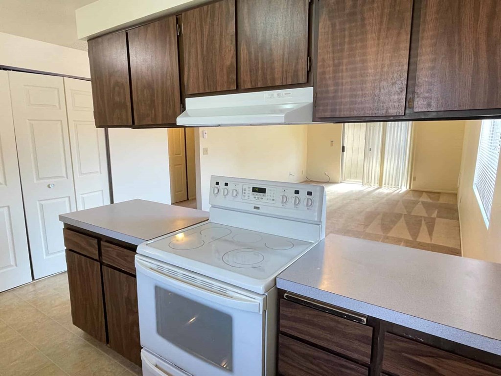 Browning Avenue Apartments Kitchen