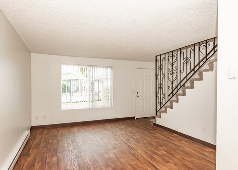 Cinnamon Square Apartments Living Room