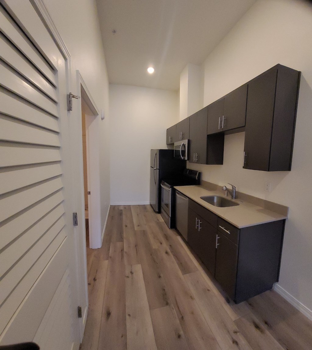 Clark Apartments Vancouver, WA Studio Kitchen