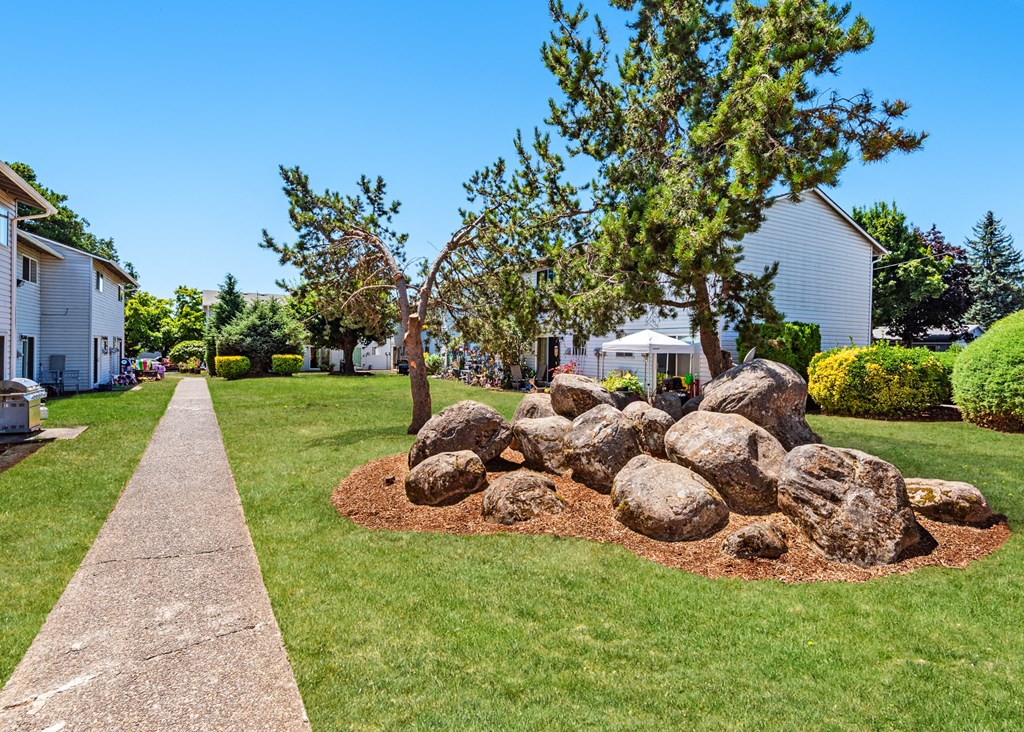 Clark Apartments Vancouver, WA Building Exterior