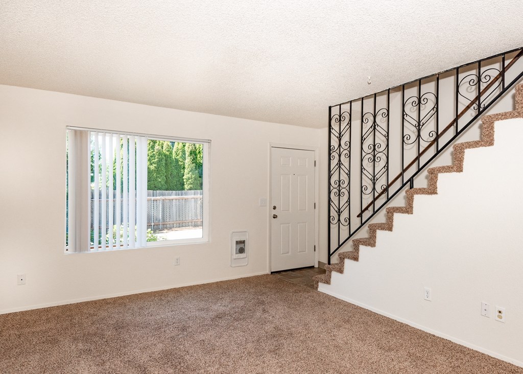 Clark Apartments Vancouver, WA Living Area