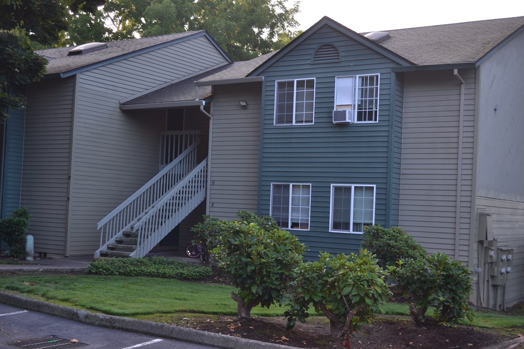 London Pointe Apartments - Tualatin, Oregon