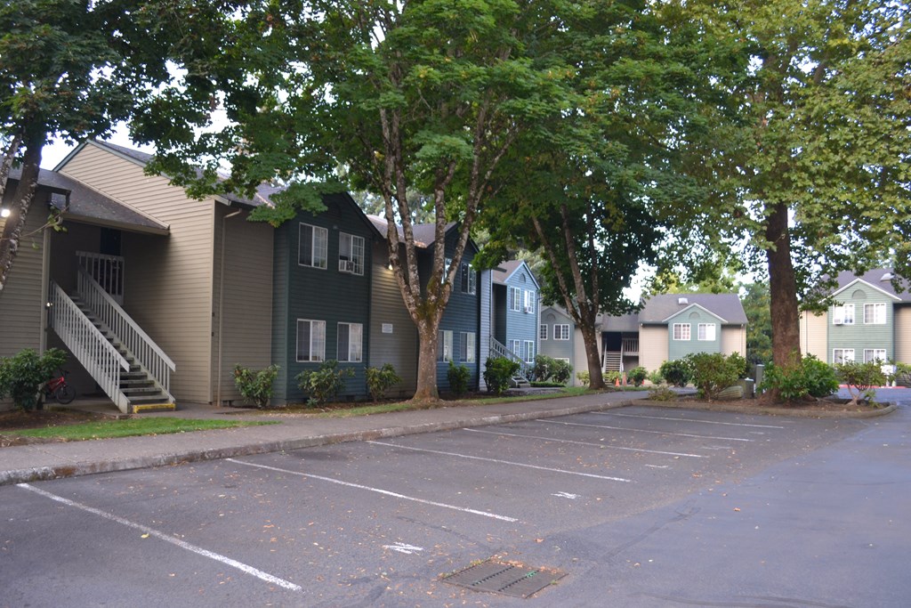 London Pointe Apartments - Tualatin, Oregon