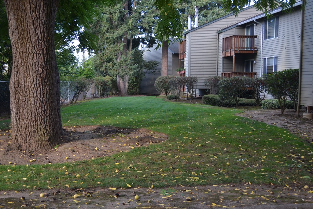 London Pointe Apartments - Tualatin, Oregon