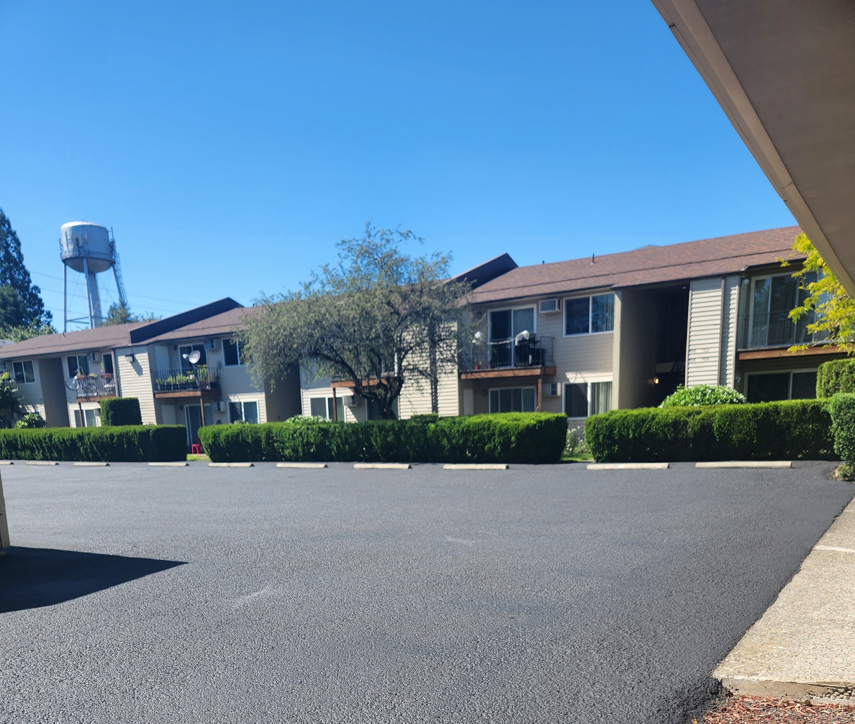 Emerald East Exterior of Building Princeton Property