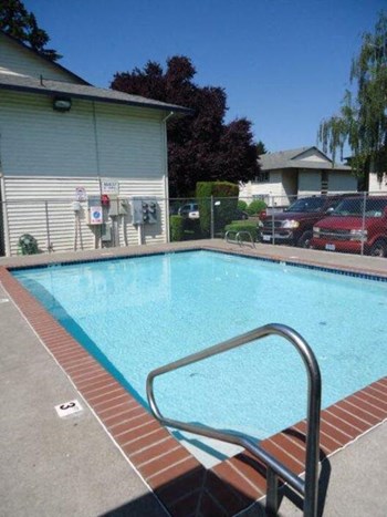Pool - Photo Gallery 3
