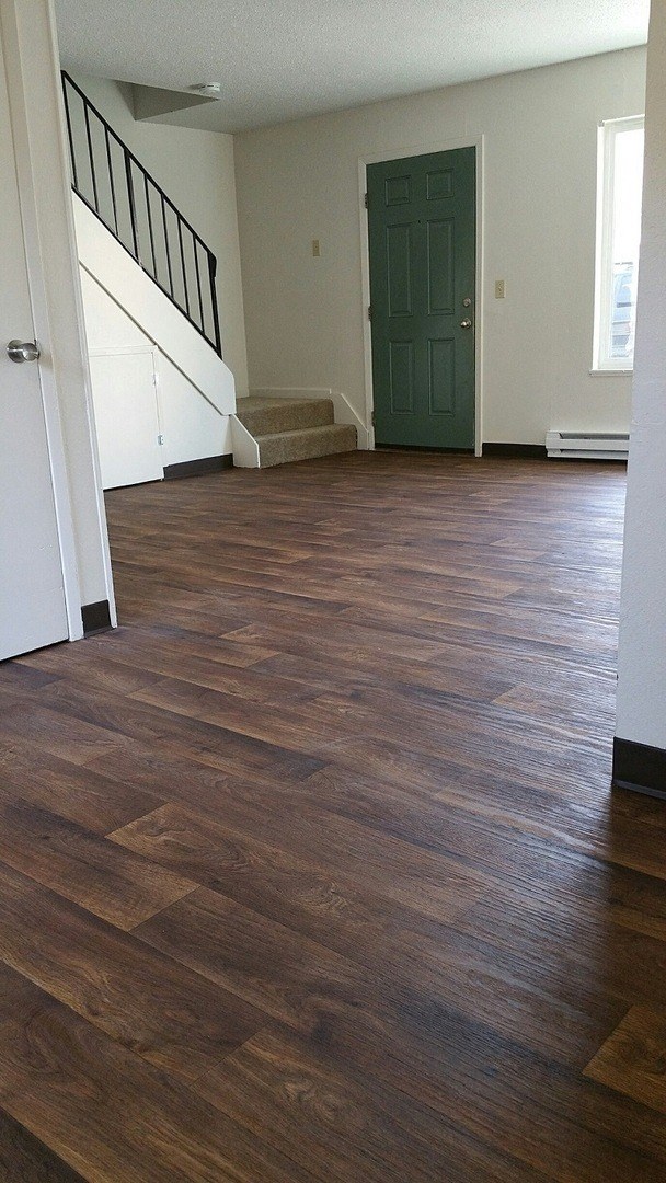 Elizabeth Apartments Living Room