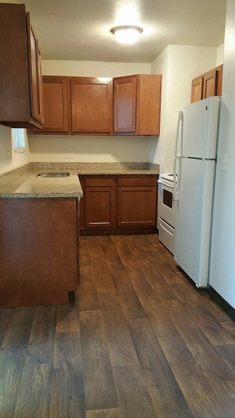 Elizabeth Apartments Kitchen