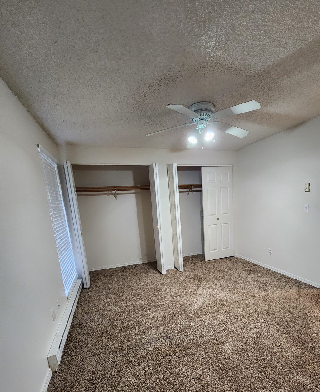 French Glen Apartments Bedroom