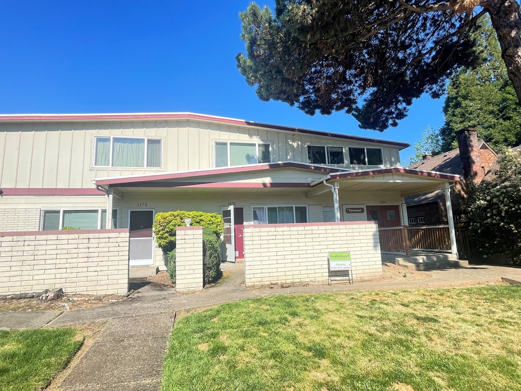 Fairmount Apartments Salem, OR Exterior