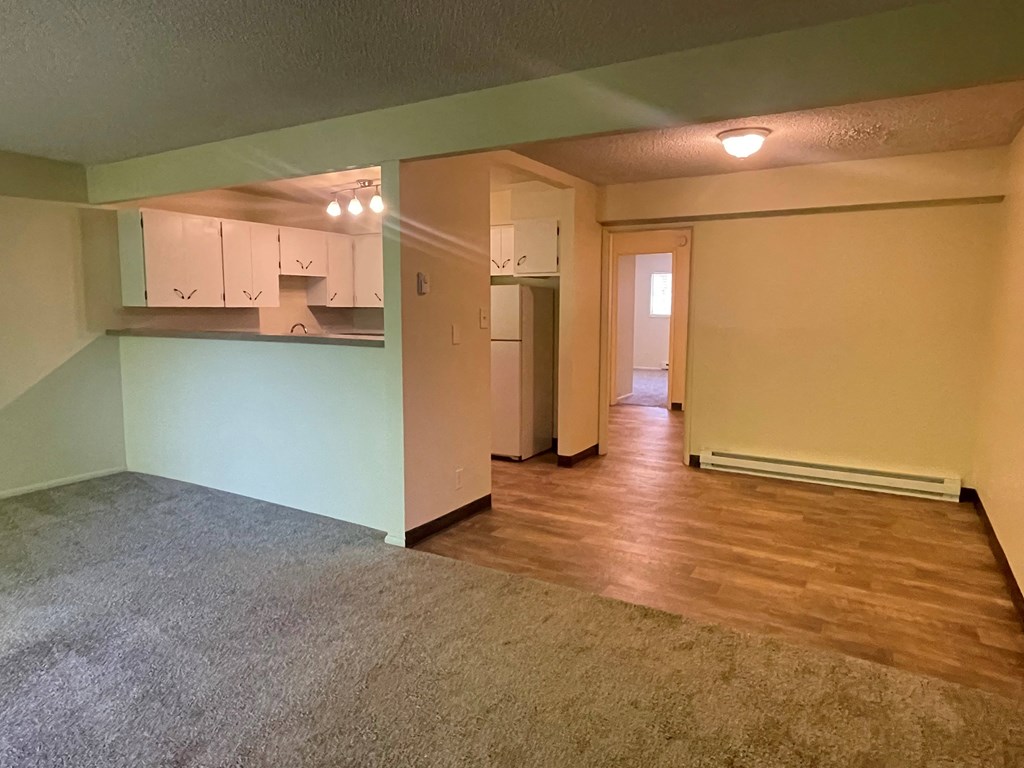 Living Room Fairmount Apartments Salem, OR