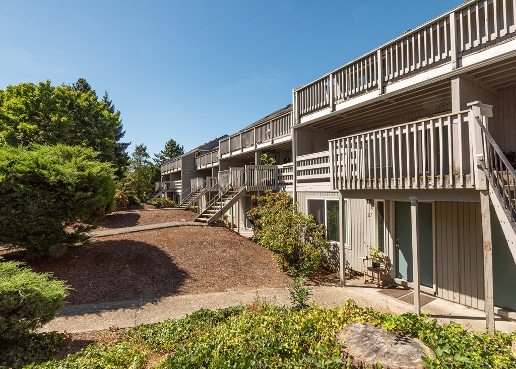 a view of the balconies at the whispering winds apartments in pearland, tx