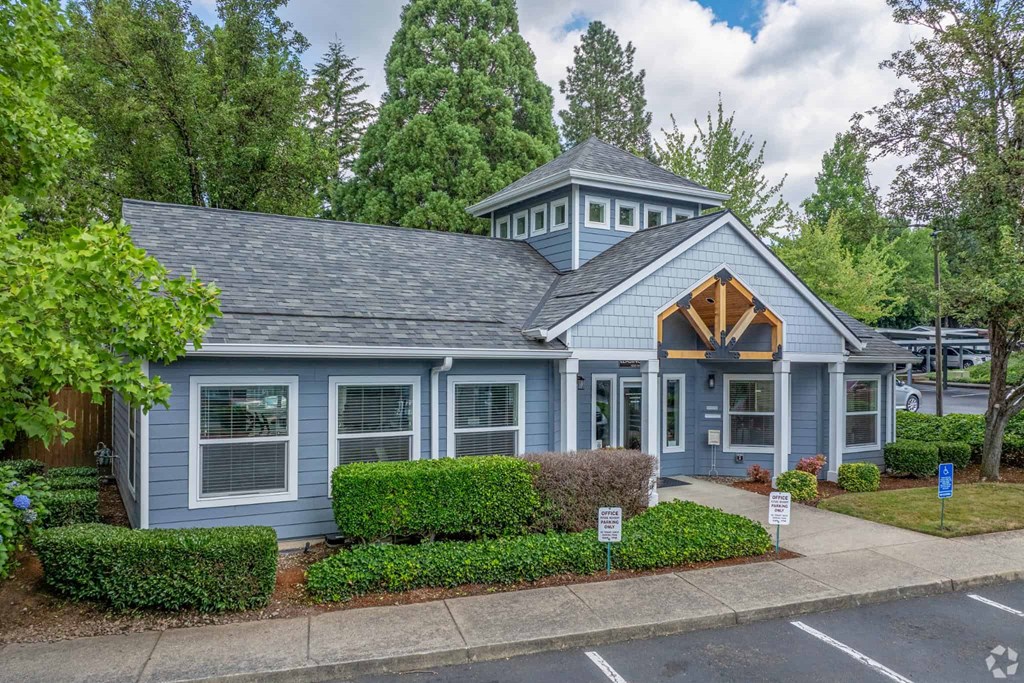 Leasing office at Hampton Park