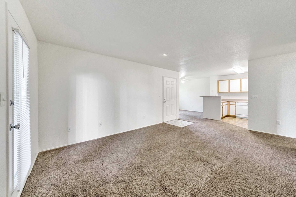 Hampton Ridge Livingroom