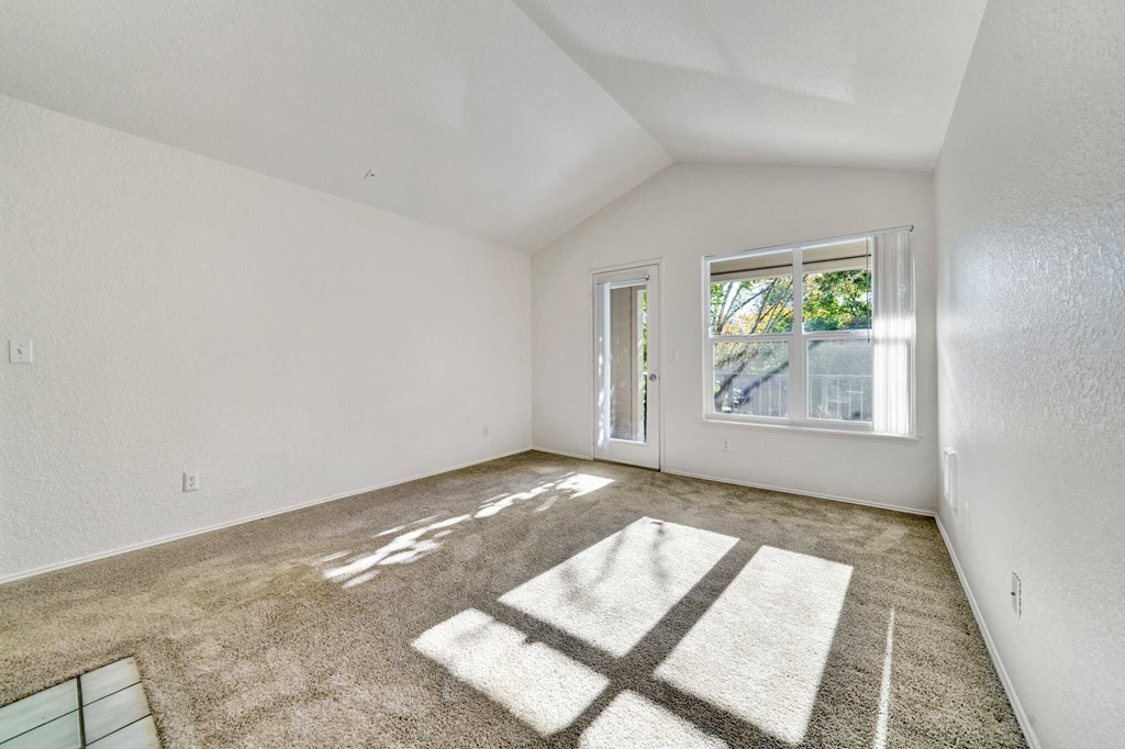 Hampton Ridge Living Room