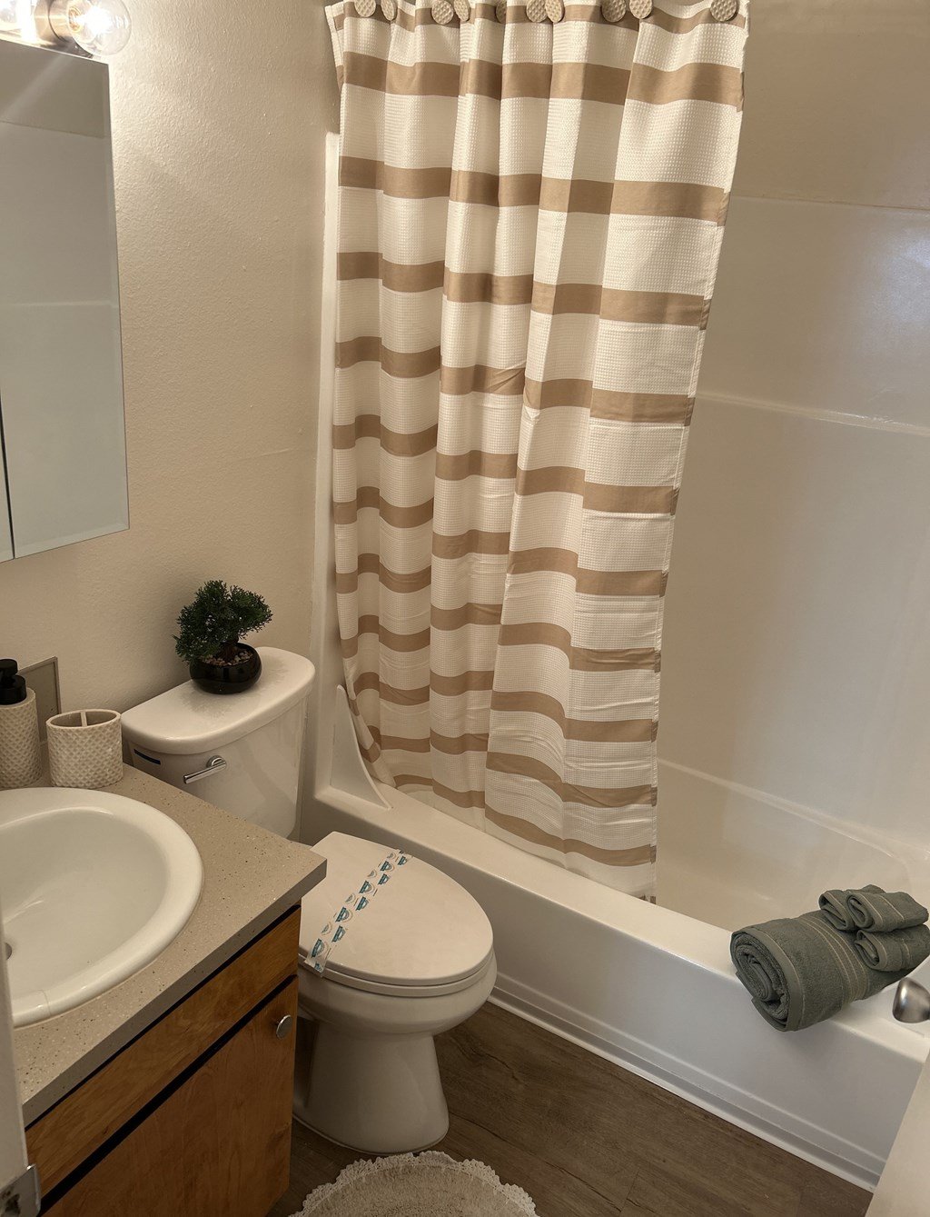 Sawyer Pointe Apartments - Scappoose, Oregon