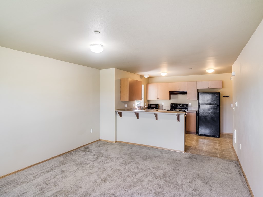 Glacier Vista Apartments Living Room