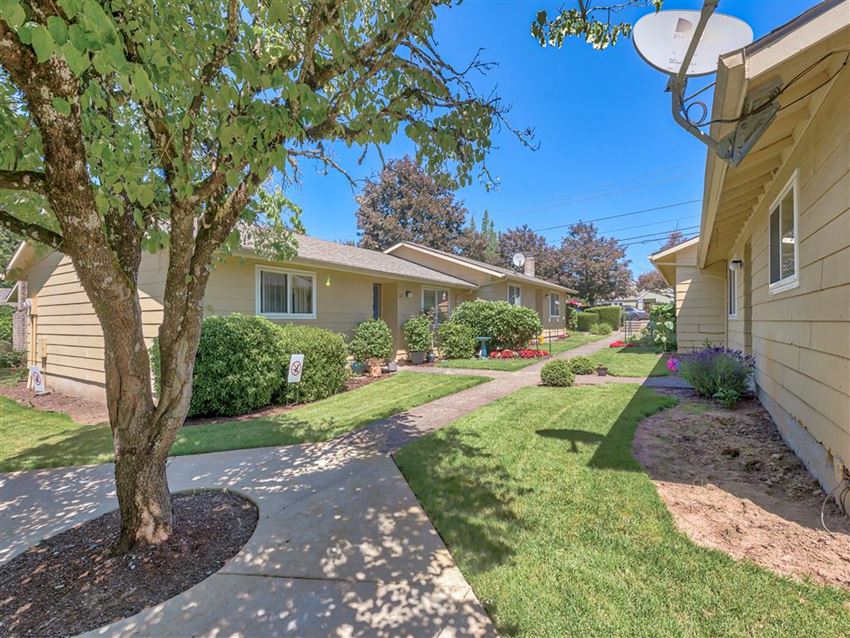 Beverly Gardens Apartments, 1590 SE Roberts Drive, Gresham, OR RentCafe