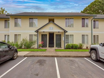 Exterior of Building - Photo Gallery 5