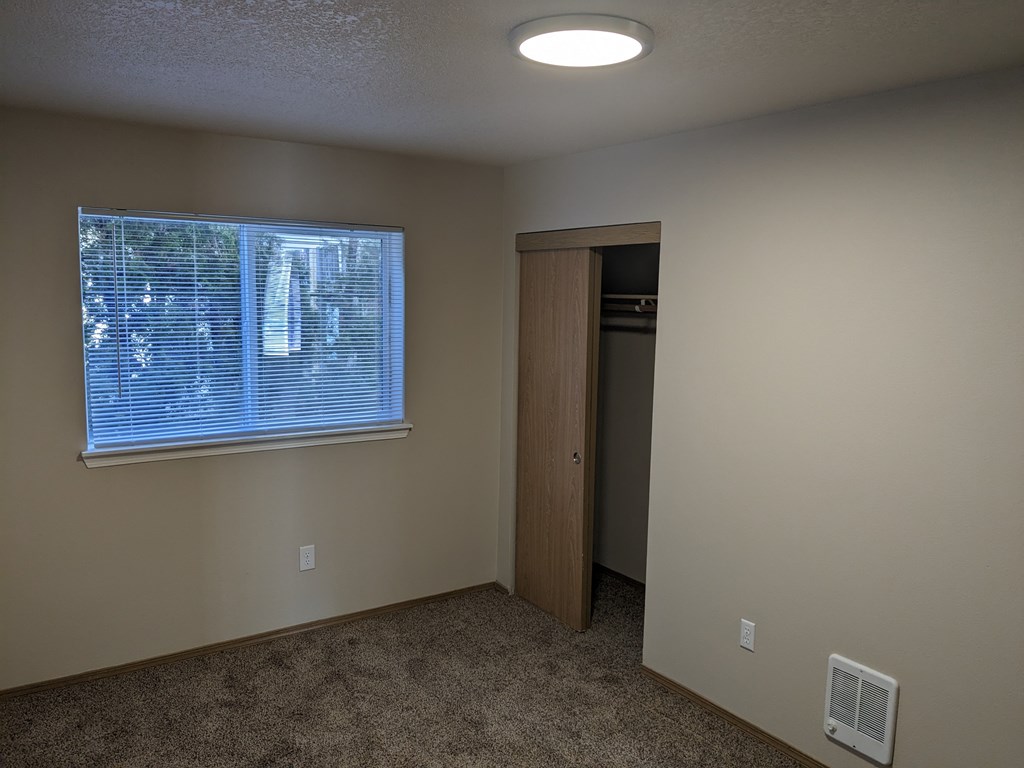 Lassam Terrace Apartments Bedroom