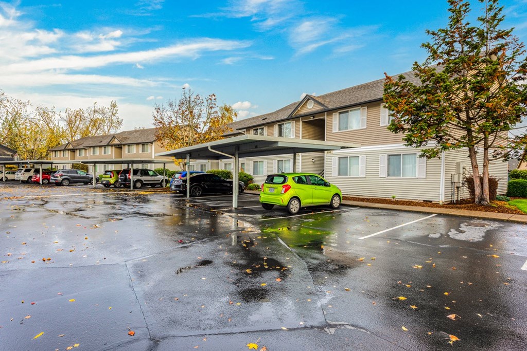 Parkmeadow Apartments Parking Lot