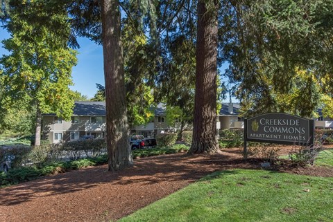 Creekside Commons Property Sign