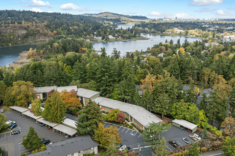 River Cliff Apartments Aerial View