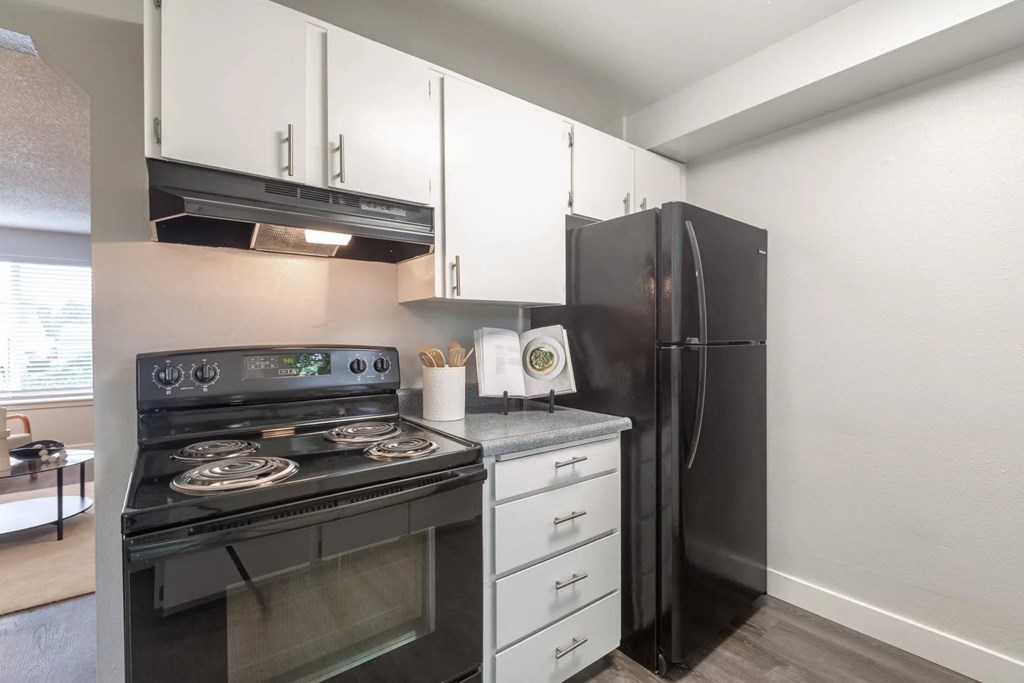 Somerset West Apartments - Portland, Oregon